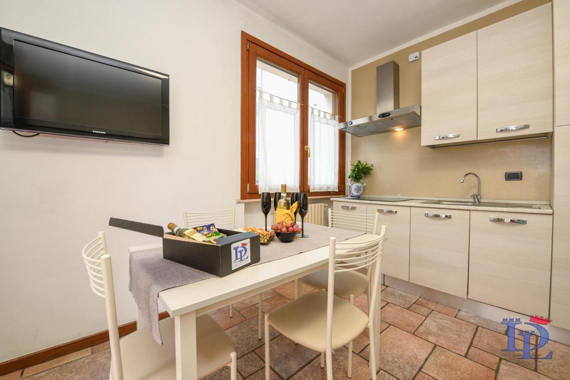 Desenzanoloft Official Partner Marriott Homes & Villas - Garden & Pool Desenzano del Garda Bagian luar foto