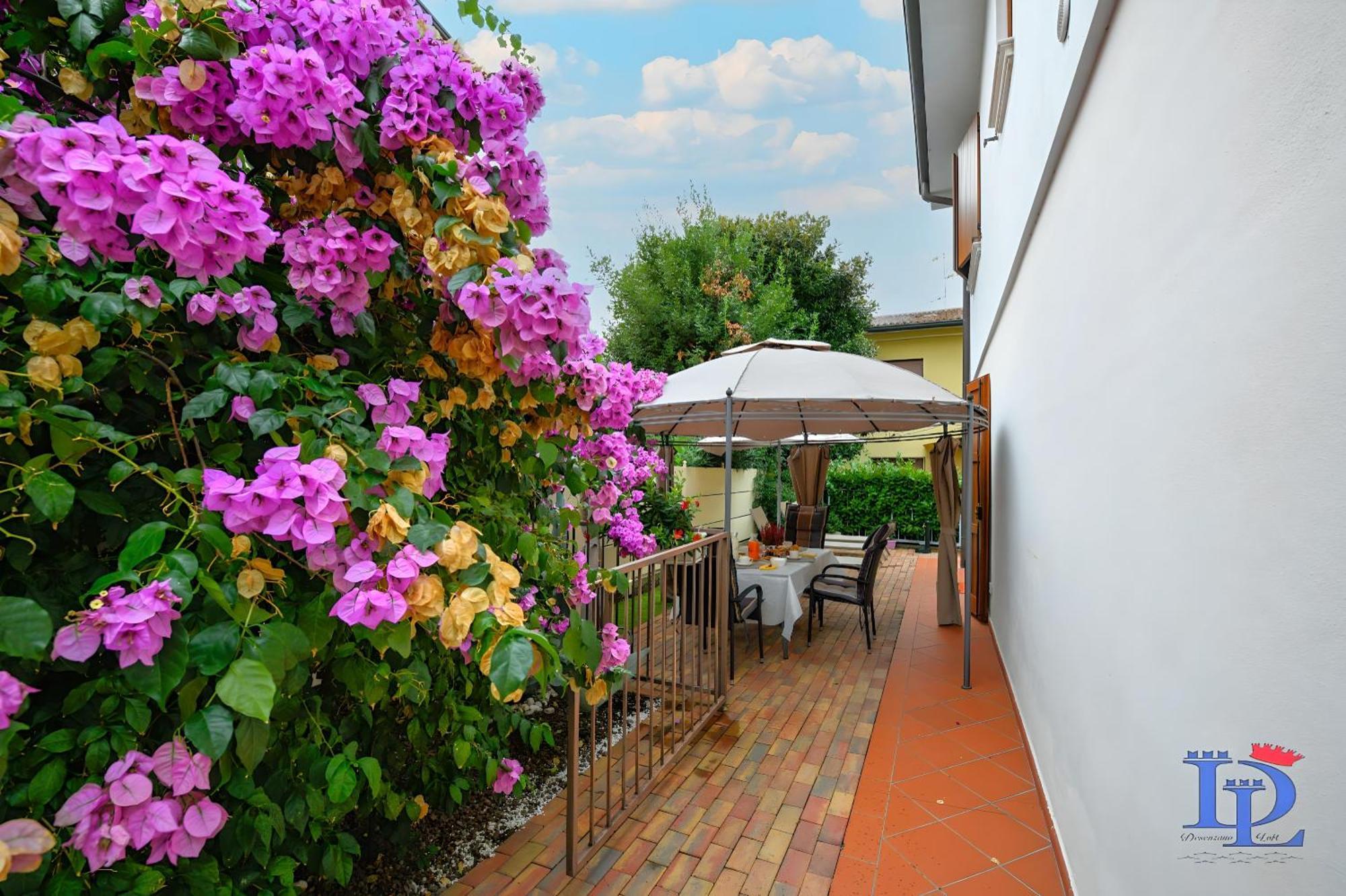 Desenzanoloft Official Partner Marriott Homes & Villas - Garden & Pool Desenzano del Garda Bagian luar foto