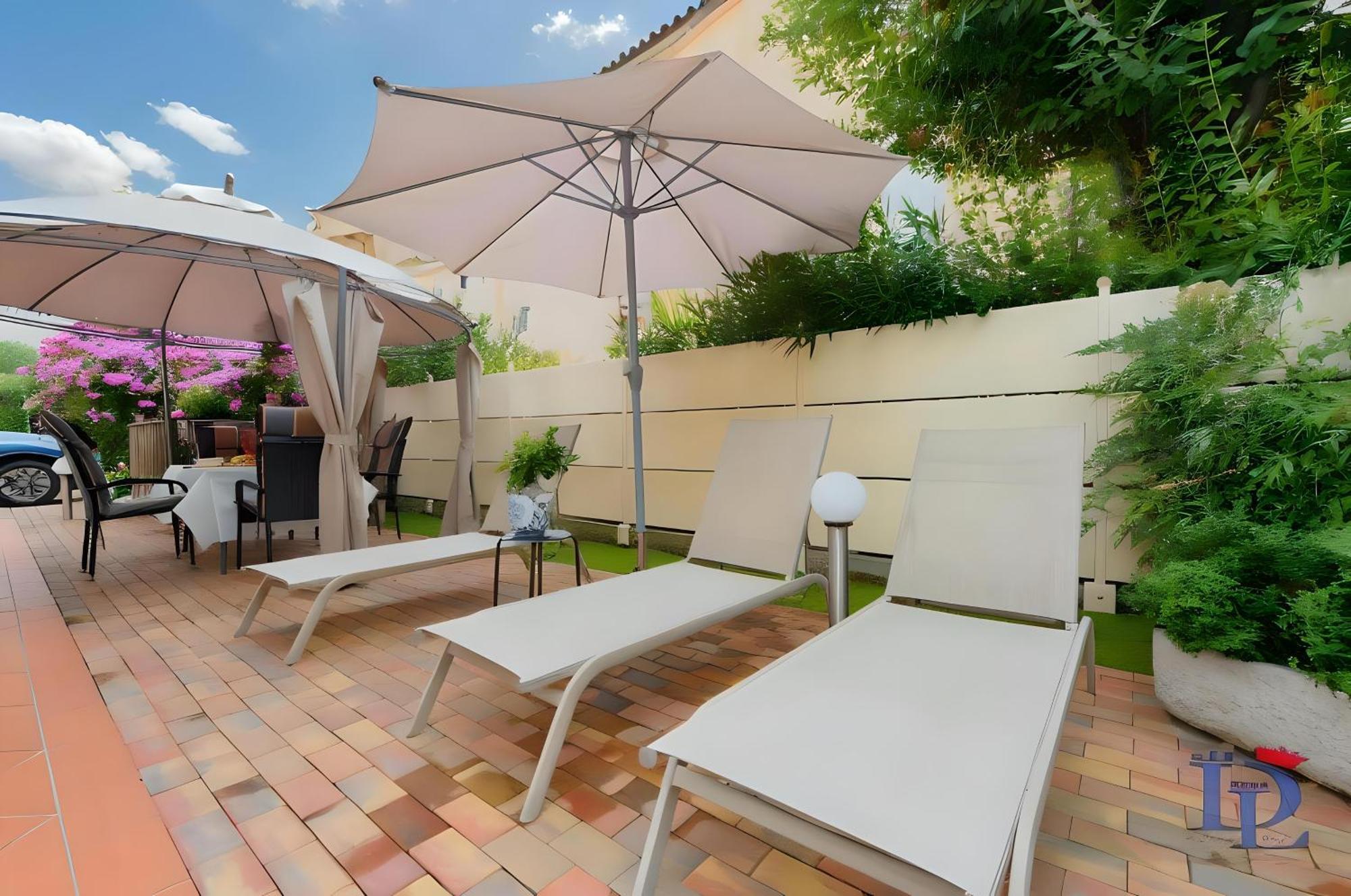 Desenzanoloft Official Partner Marriott Homes & Villas - Garden & Pool Desenzano del Garda Bagian luar foto