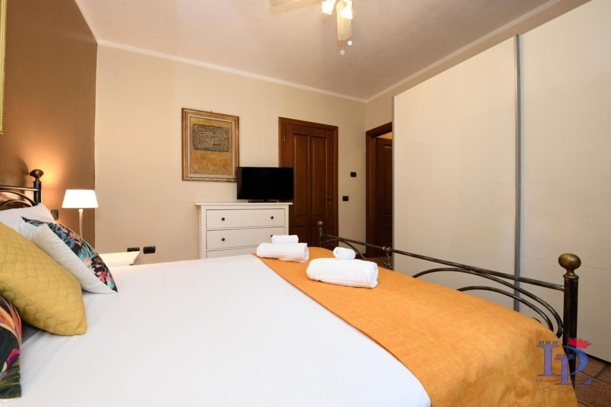 Desenzanoloft Official Partner Marriott Homes & Villas - Garden & Pool Desenzano del Garda Bagian luar foto